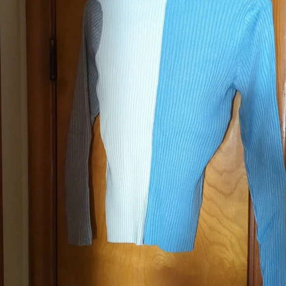 INC Colorblock Light Blue/Gray/ Ivory Sweater - Picture 2 of 5